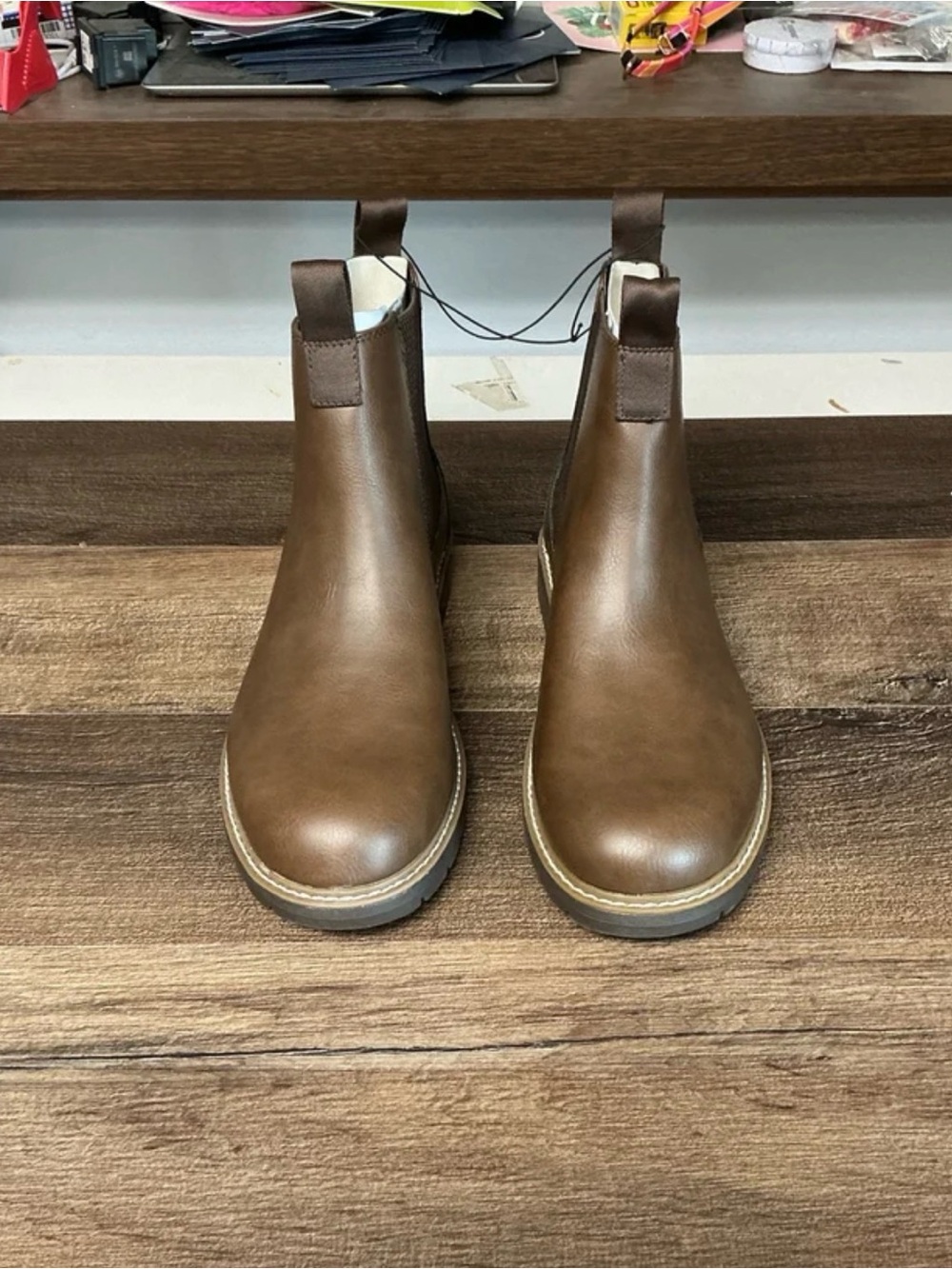 NWOT Men's Brown Chelsea Boots - Classic Slip-On Ankle Boot
